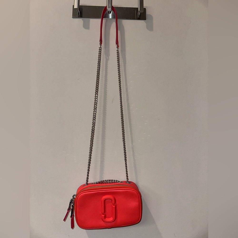 NWOT Marc Jacobs Red DTM (Dye to Match) Snapshot Camera Bag. MSRP$325.00 - Picture 8 of 15